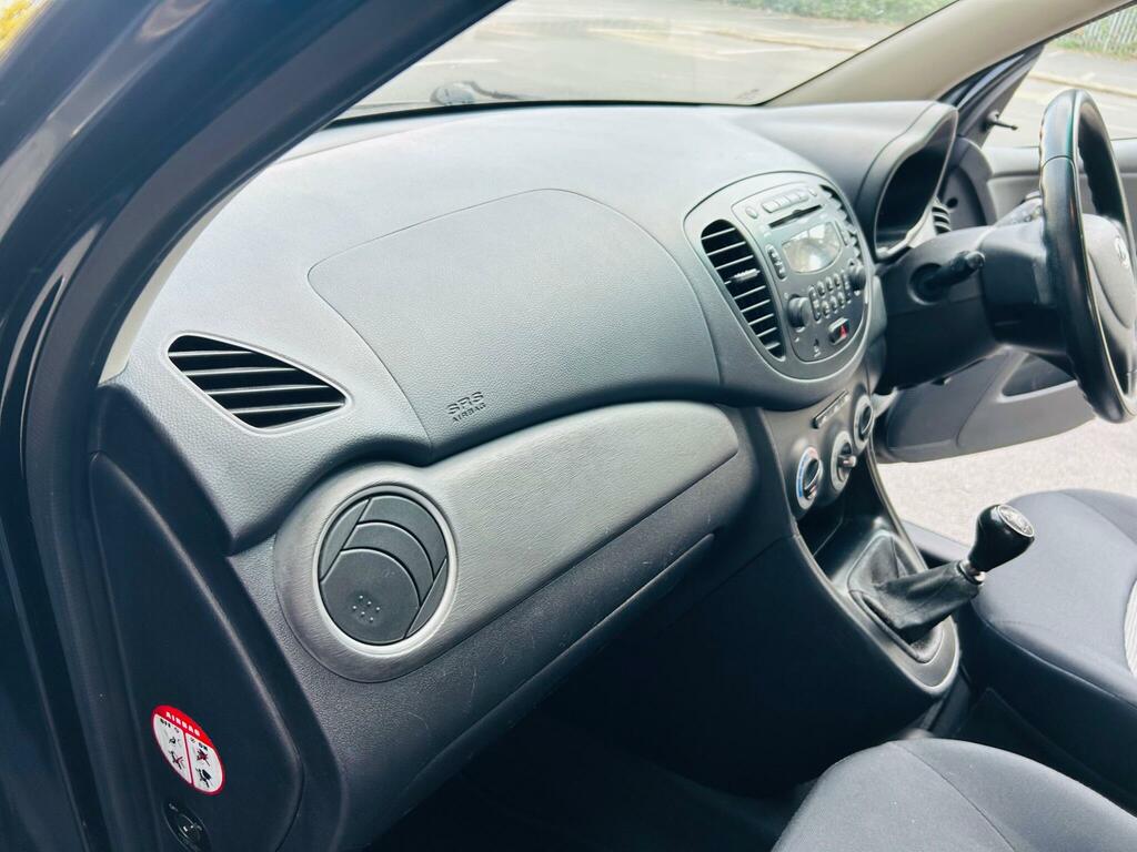 Hyundai I10 1.2 Style - Fsh - Twenty Five Pounds Tax - Air Black #12