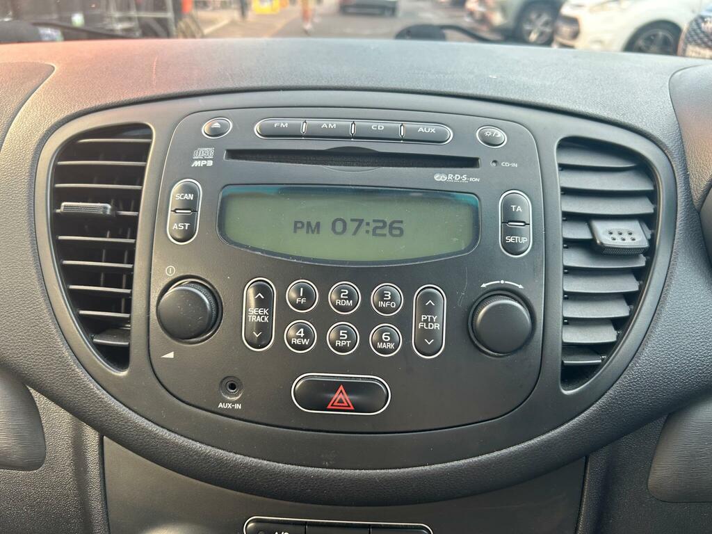 Hyundai I10 1.2 Style - Fsh - Twenty Five Pounds Tax - Air Black #28