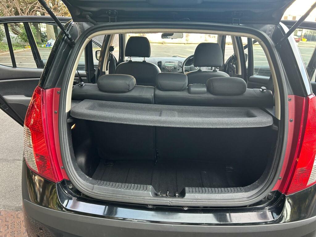 Hyundai I10 1.2 Style - Fsh - Twenty Five Pounds Tax - Air Black #19