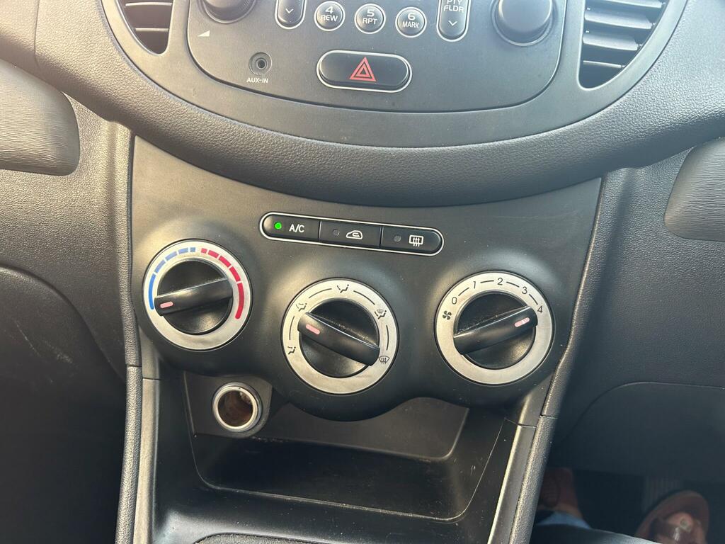 Hyundai I10 1.2 Style - Fsh - Twenty Five Pounds Tax - Air Black #29