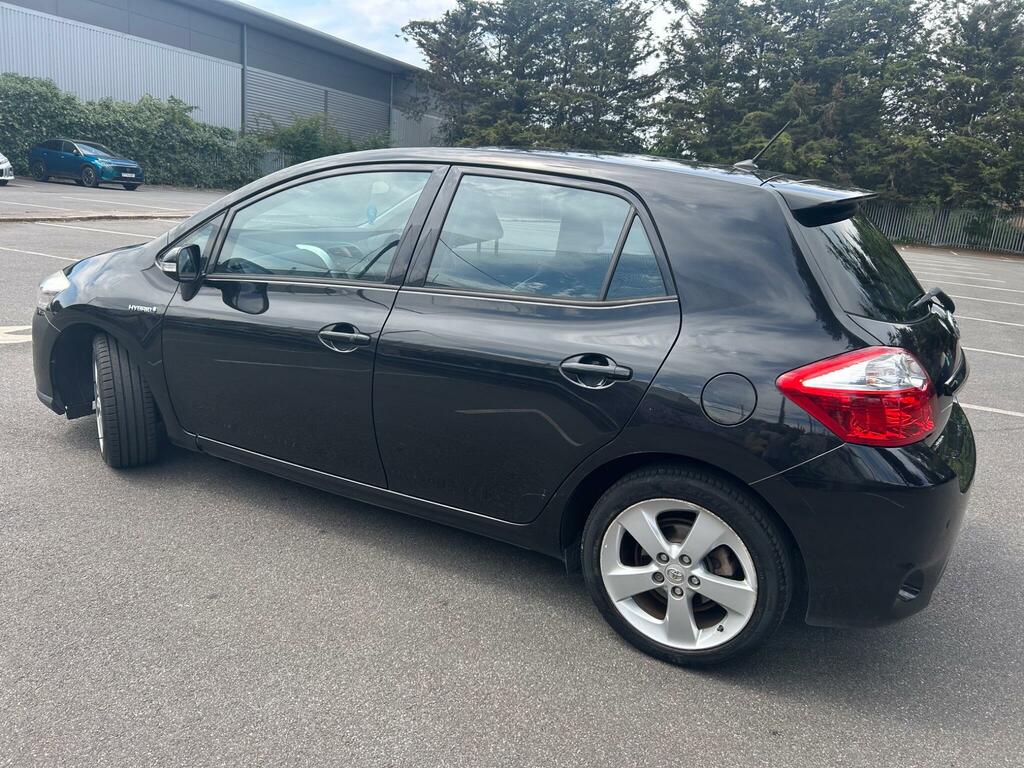 Toyota Auris 1.33 Dual Vvt-i Tr Hatchback Eur Red #7