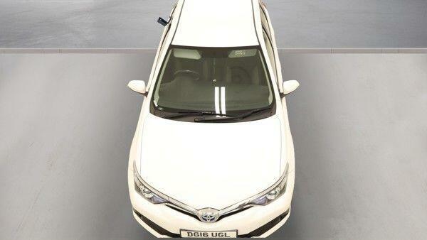 Toyota Auris 1.8 Vvt-h Business Edition Cvt Euro 6 Ss White #2