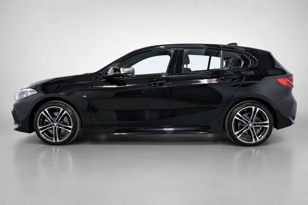 BMW 1 Series 1.5 118I M Sport LV24HFR Black #4