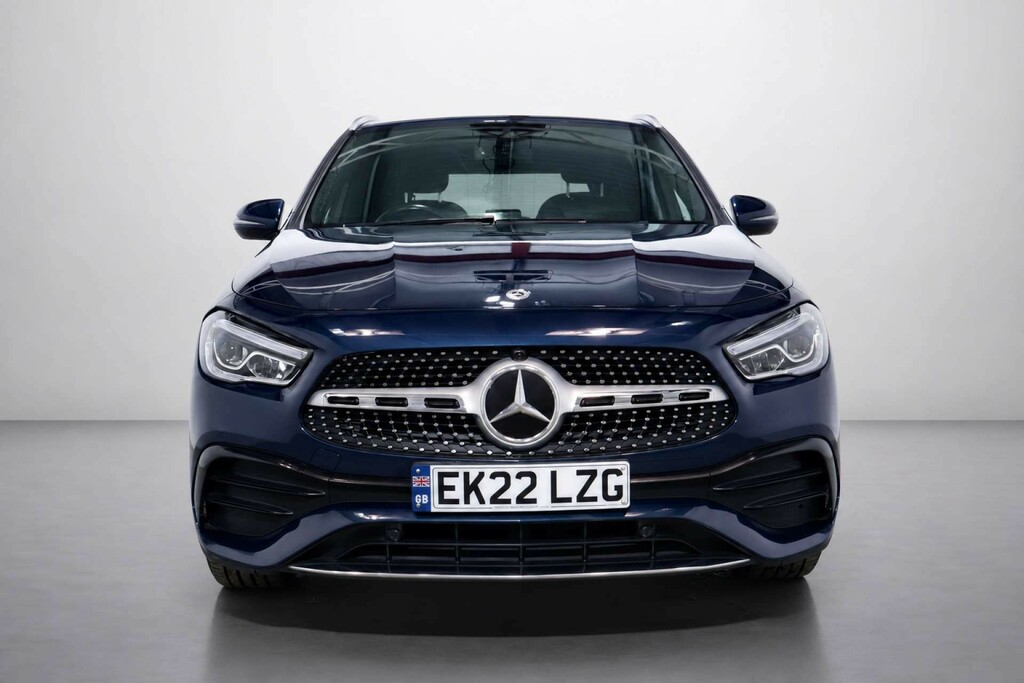 Mercedes-Benz GLA Class 1.3 Gla 180 Amg Line Premium EK22LZG Blue #2