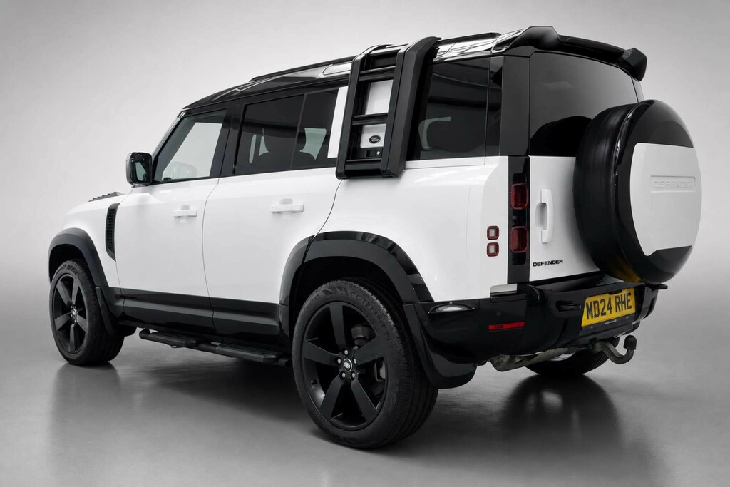 Land Rover Defender 3.0 Defender X-dynamic Hse D300 Mhev A 4Wd MD24RHE White #5