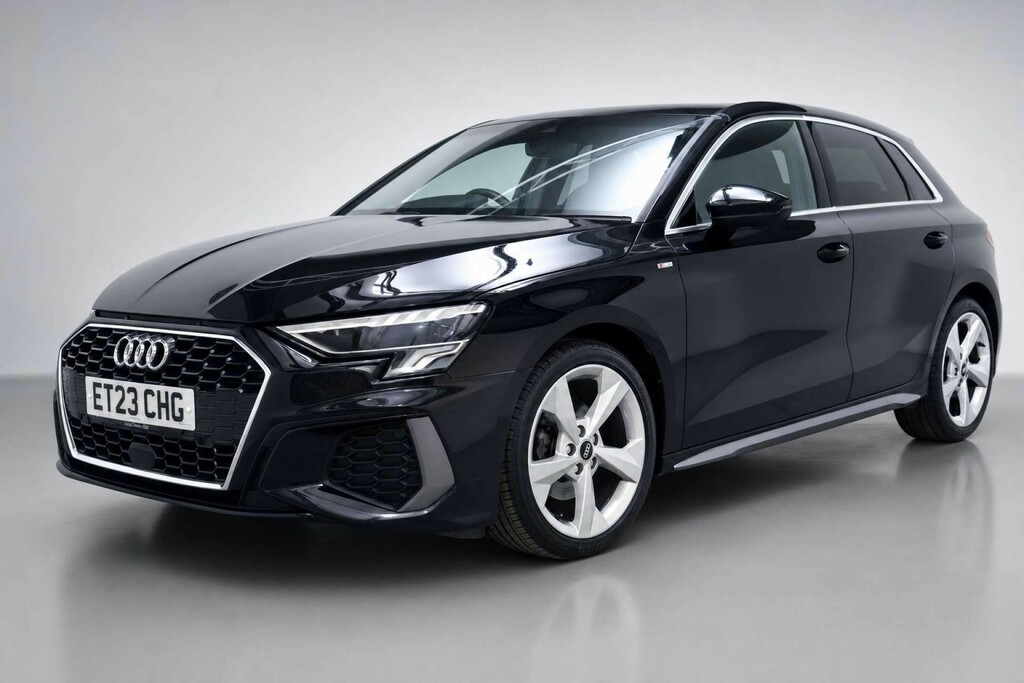 Audi A3 1.0 A3 Sportback 30 Tfsi Mhev S Line Black #3