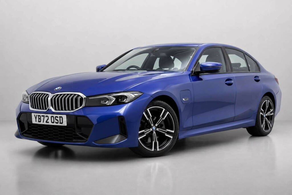 BMW 3 Series 2.0 330E M Sport YB72OSD Blue #3