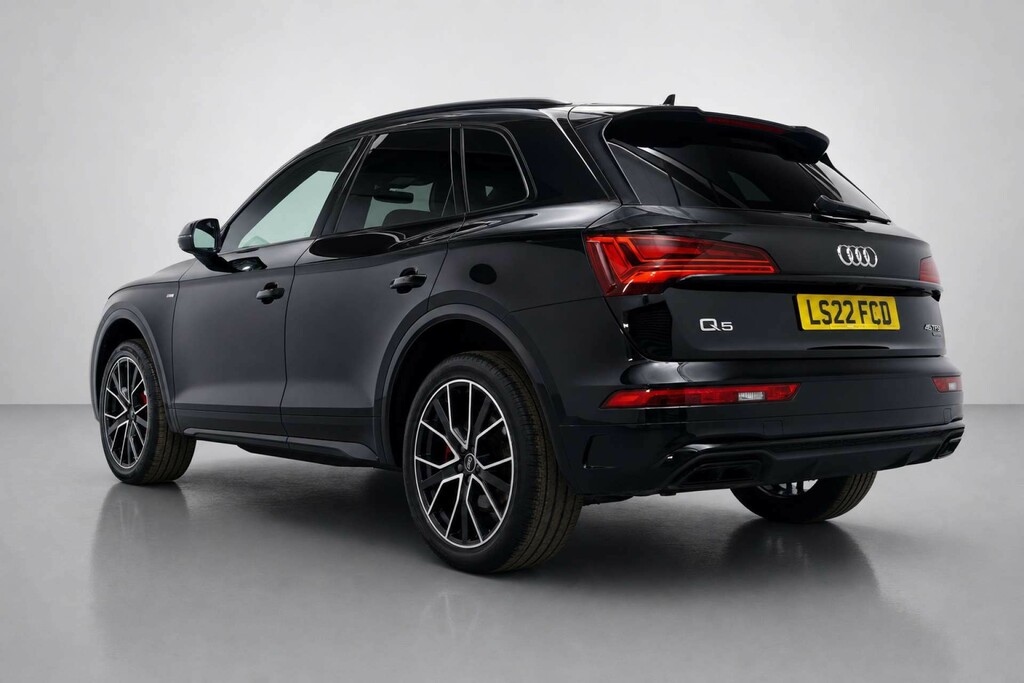 Audi Q5 2.0 Tfsi 45 Edition 1 Suv S Tronic Quat LS22FCD Black #4