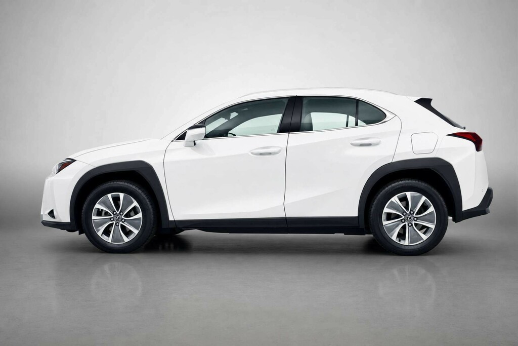 Lexus UX 300E 72.8Kwh Suv 204 Ps FL74JUX White #4