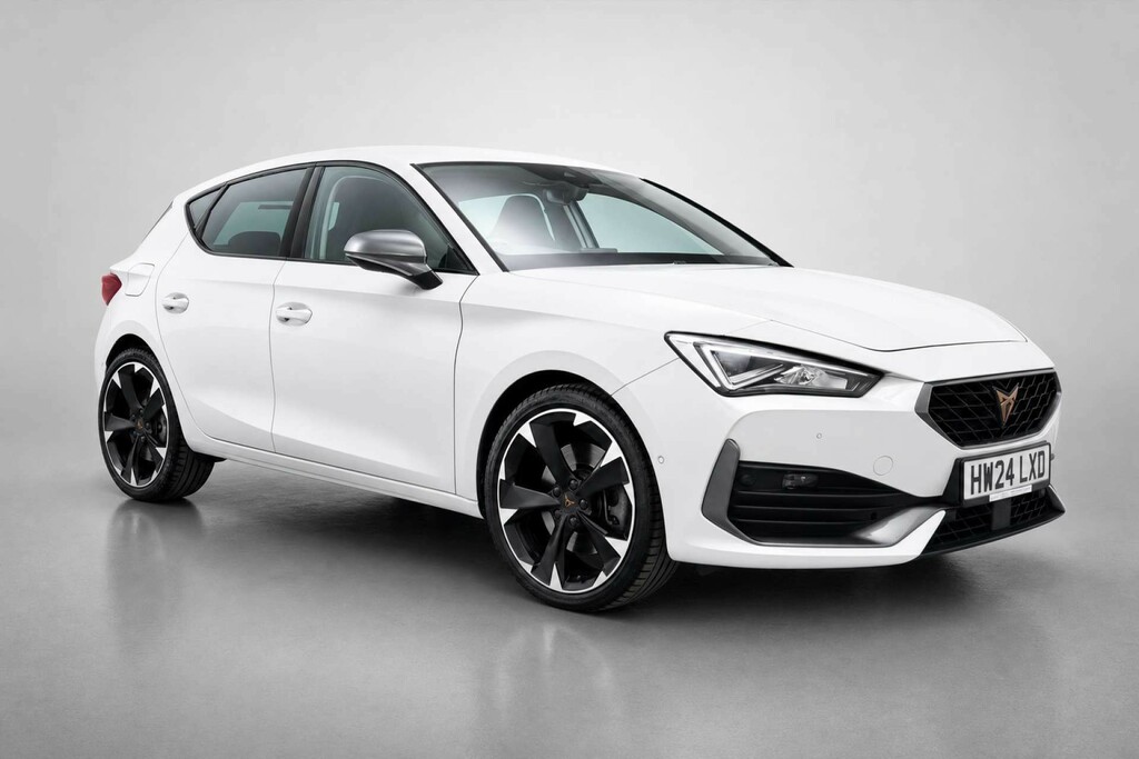 Cupra Leon 1.5 Etsi Evo V1 Hatchback Hybrid Dsg Eu White