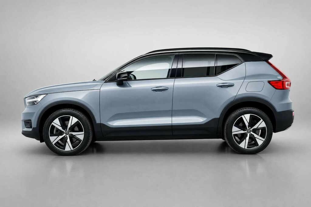 Volvo XC40 Recharge Twin 78Kwh Plus Suv Awd YP71LVB Grey #4