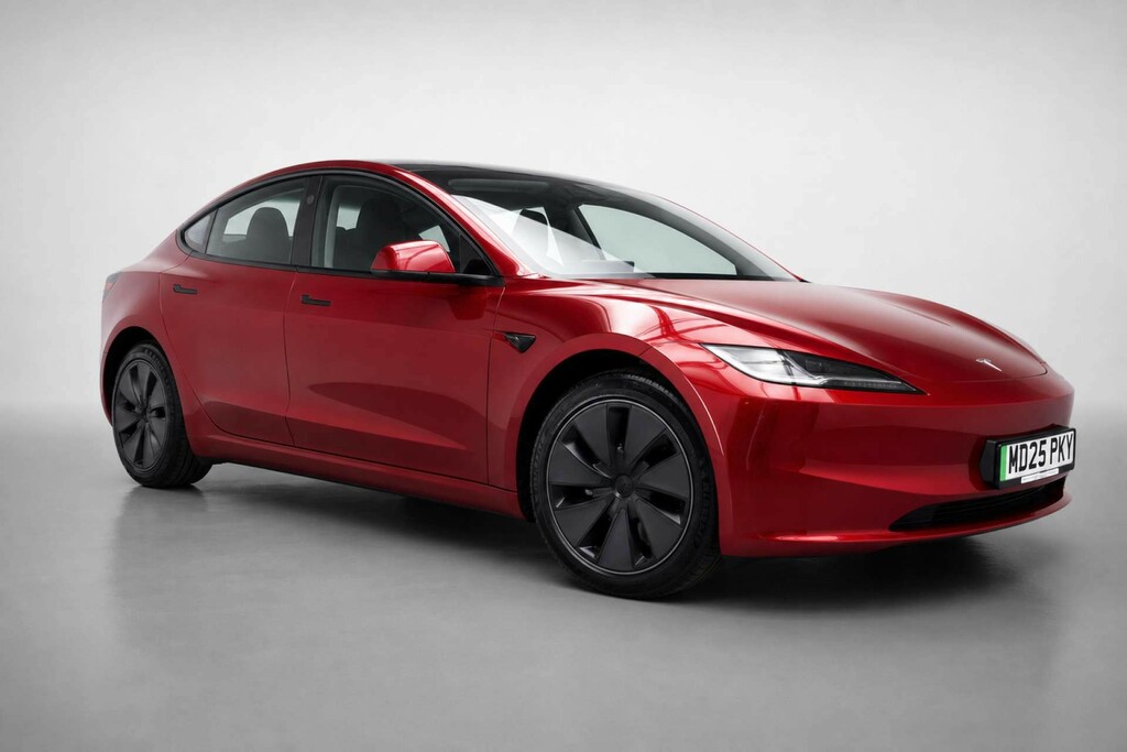 Tesla Model 3 Saloon Rwd 208 Ps Red
