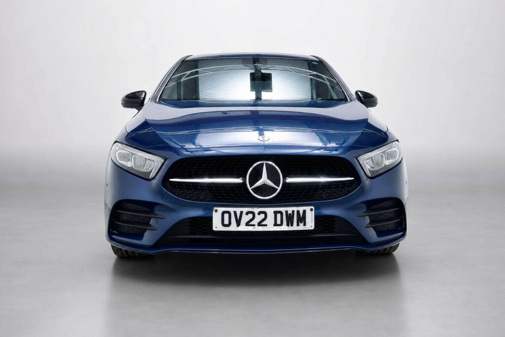 Mercedes-Benz A Class 1.3 A 180 Amg Line Edition Executive OV22DWM Blue #2