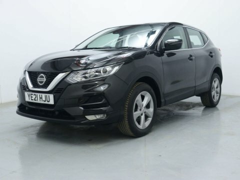 Nissan Qashqai Suv YE21HJU Black #3