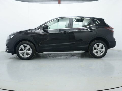 Nissan Qashqai Suv YE21HJU Black #4