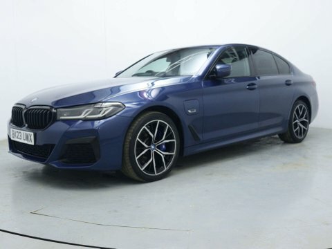 BMW 5 Series Saloon BK23UWX Blue #3