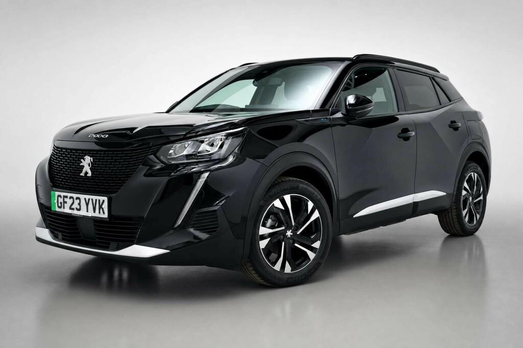 Peugeot e-2008 50Kwh Allure Premium Suv 7Kw GF23YVK Black #3