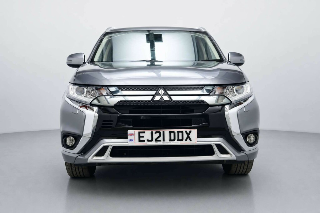 Mitsubishi Outlander 2.4H Twinmotor 13.8Kwh Design Suv Plug- EJ21DDX Grey #2