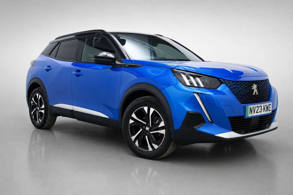 Peugeot e-2008 50Kwh Gt Suv 7Kw Charger 136 Blue