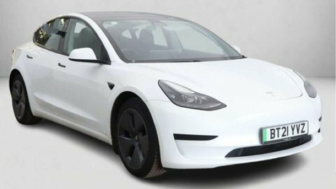 Tesla Model 3 Saloon BT21YVZ White