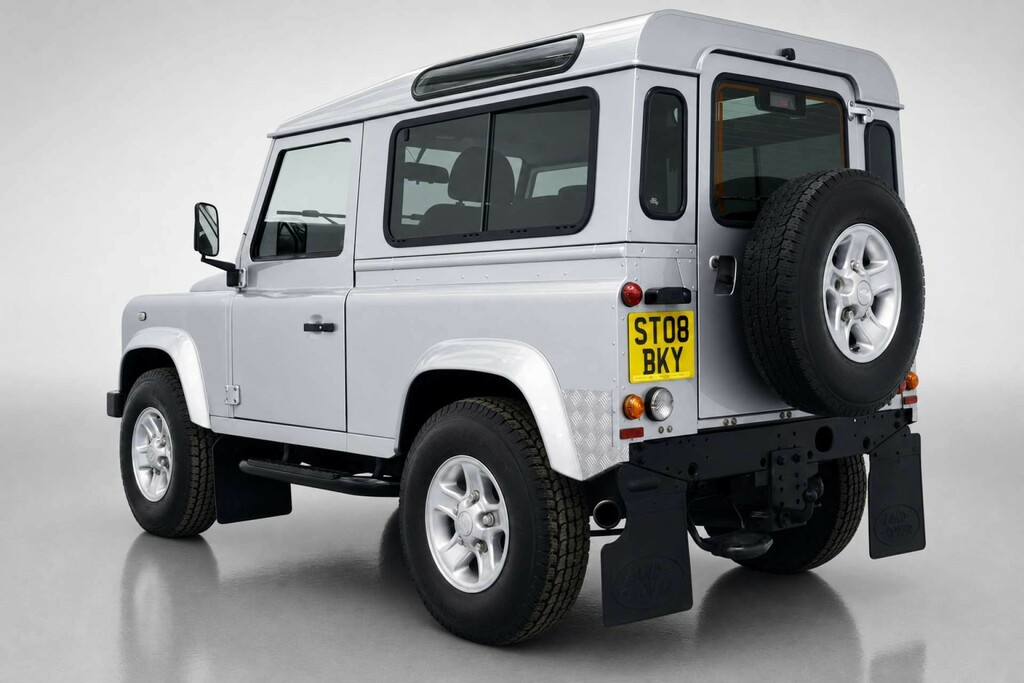 Land Rover Defender 90 2.4 Tdci Xs Station Wagon 4Wd Sw Silver #5