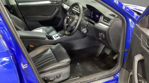 Skoda Superb Estate Blue #6