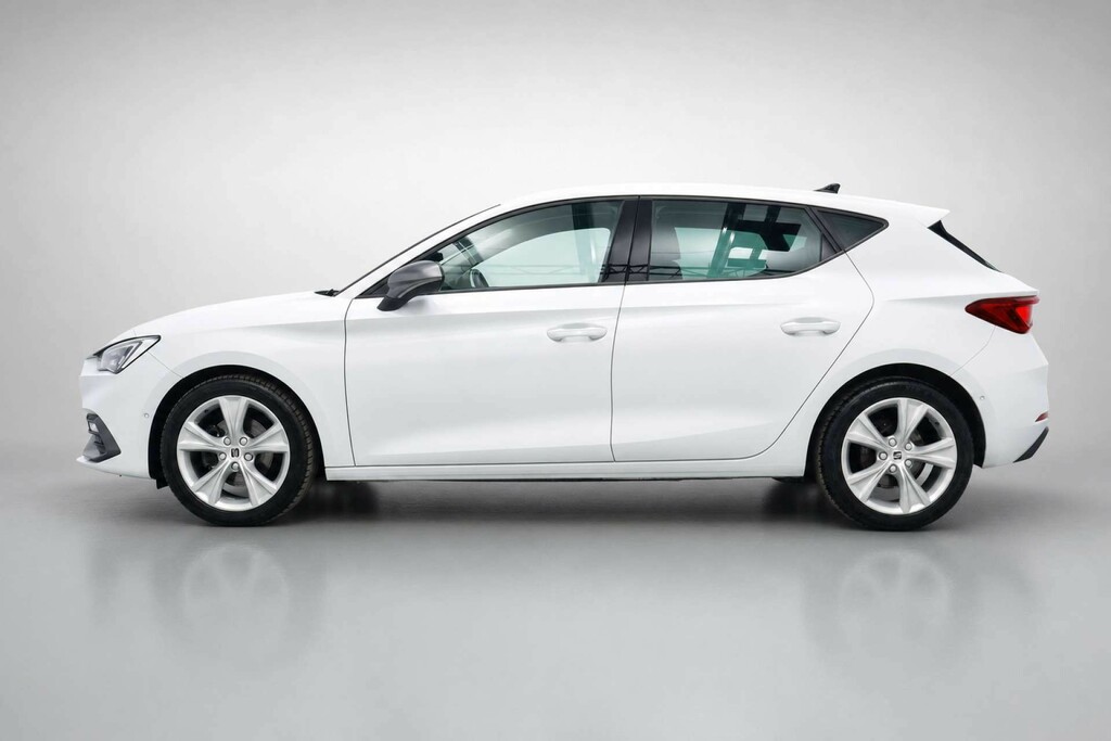 Seat Leon 1.0 Etsi Mhev Fr Hatchback Hybrid Dsg E White #4