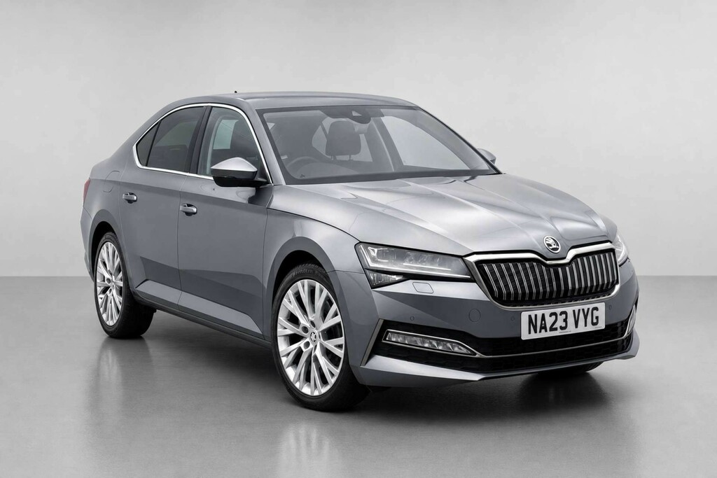 Skoda Superb 1.4 Tsi Iv 13Kwh Se L Hatchback Plug-in Grey