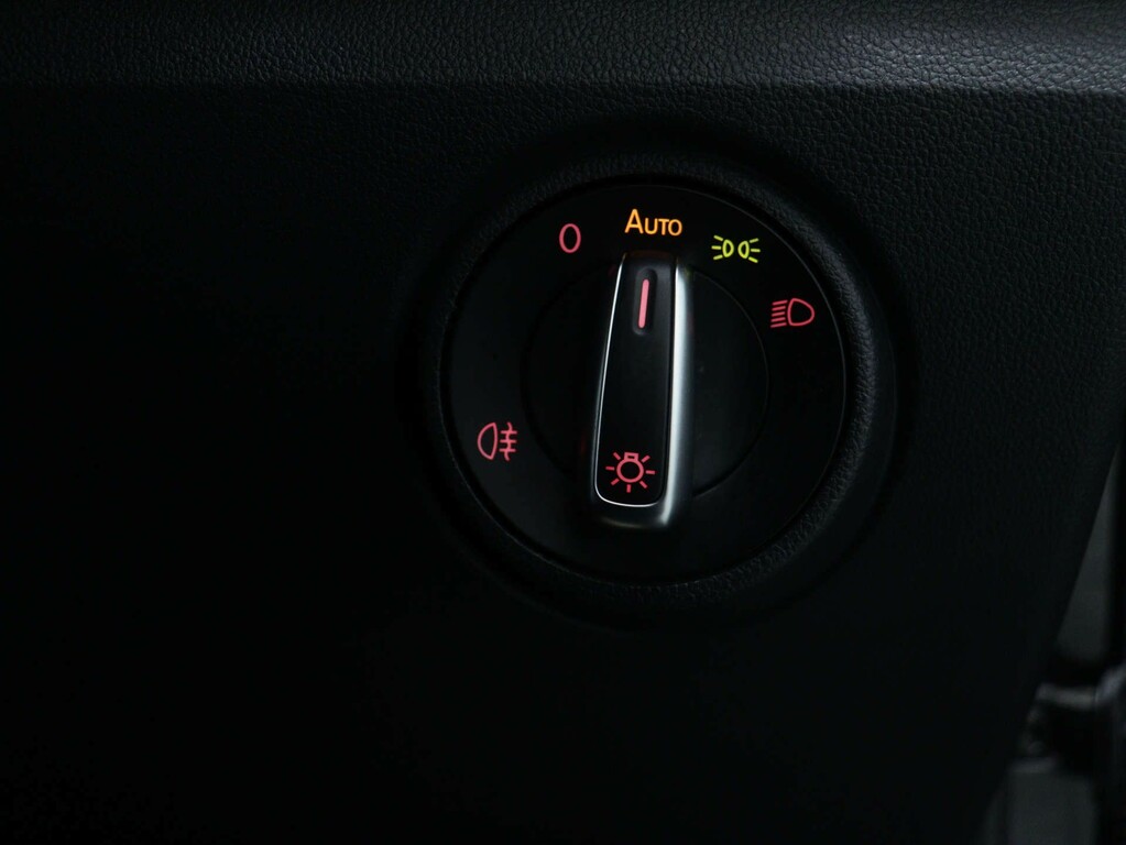 Volkswagen e-Up E-up 82 Ps Motor White #31