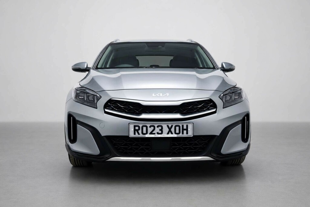 Kia Xceed 1.6 Gdi 8.9Kwh 3 Suv Plug-in Hybrid Dct RO23XOH Silver #2