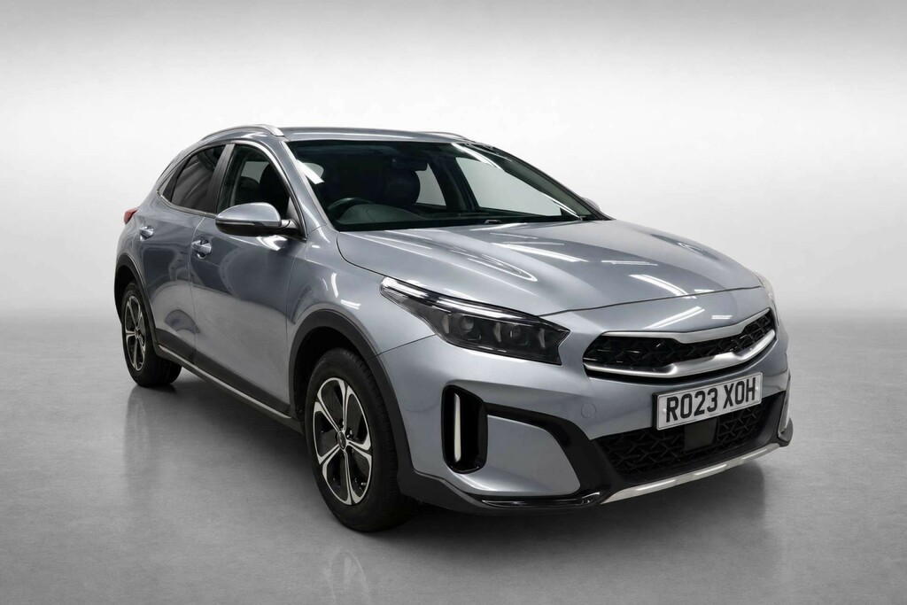 Kia Xceed 1.6 Gdi 8.9Kwh 3 Suv Plug-in Hybrid Dct Silver