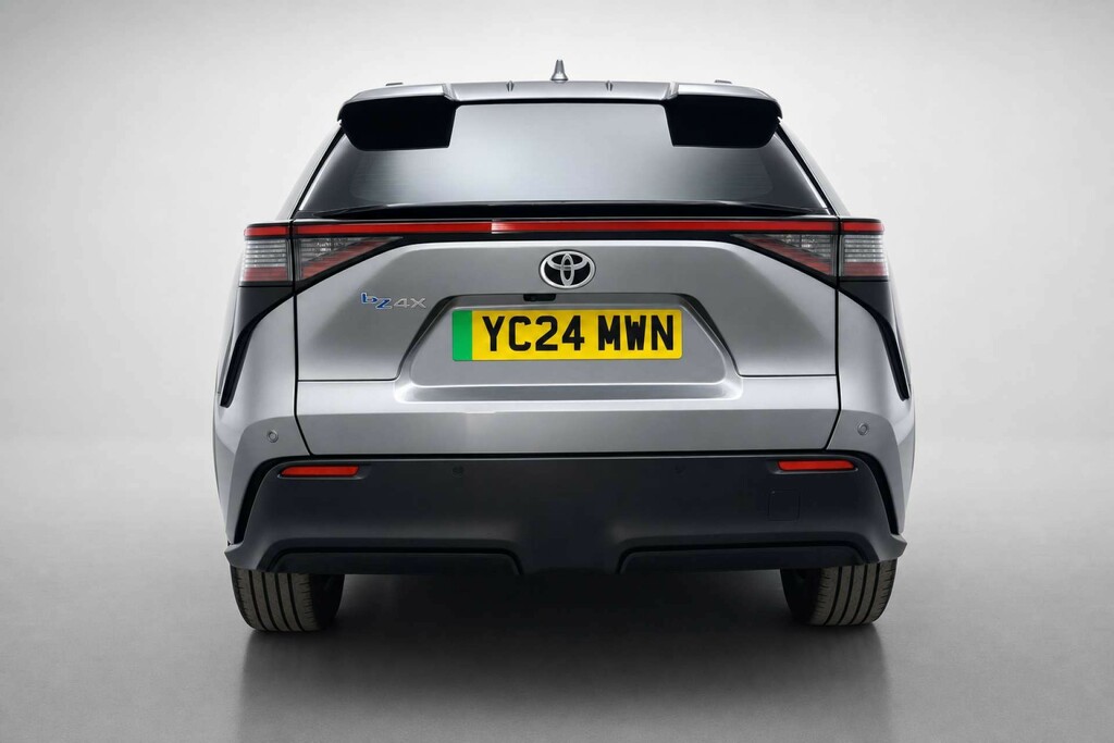 Toyota bZ4X 71.4Kwh Motion Suv 11Kw Obc 2 Grey #6