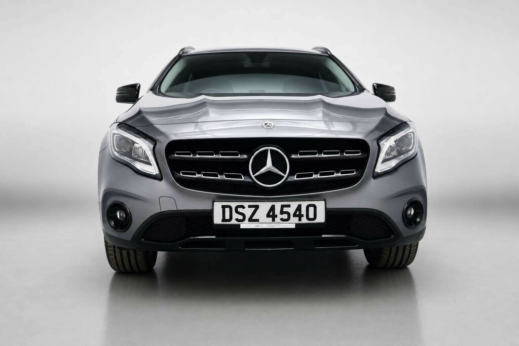 Mercedes-Benz GLA Class 1.6 Gla 180 Urban Edition DSZ4540 Grey #2