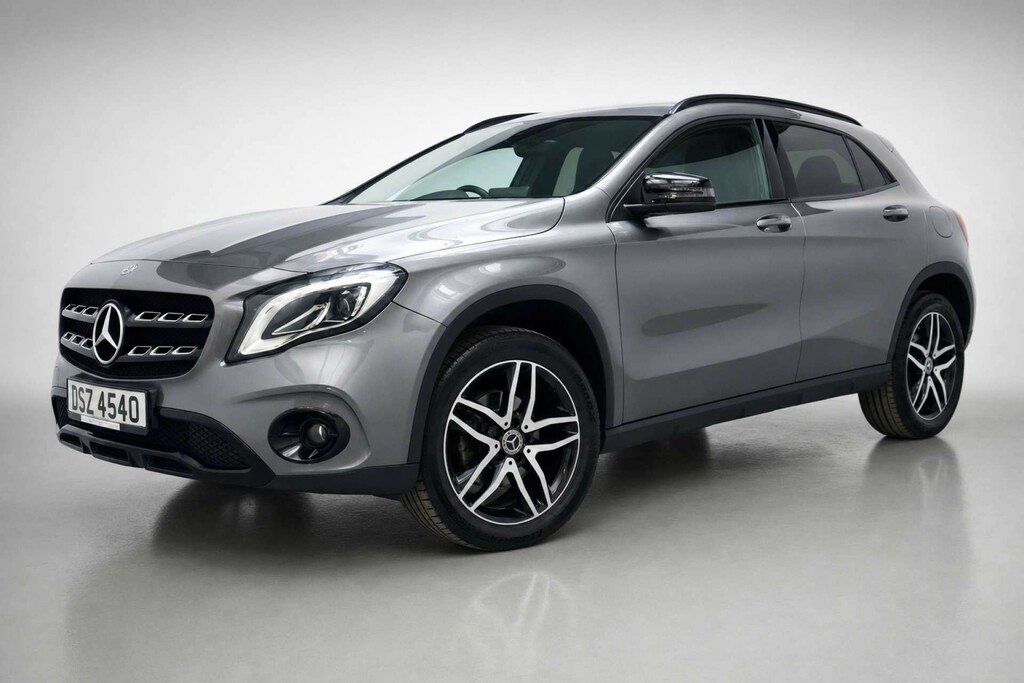 Mercedes-Benz GLA Class 1.6 Gla 180 Urban Edition DSZ4540 Grey #3