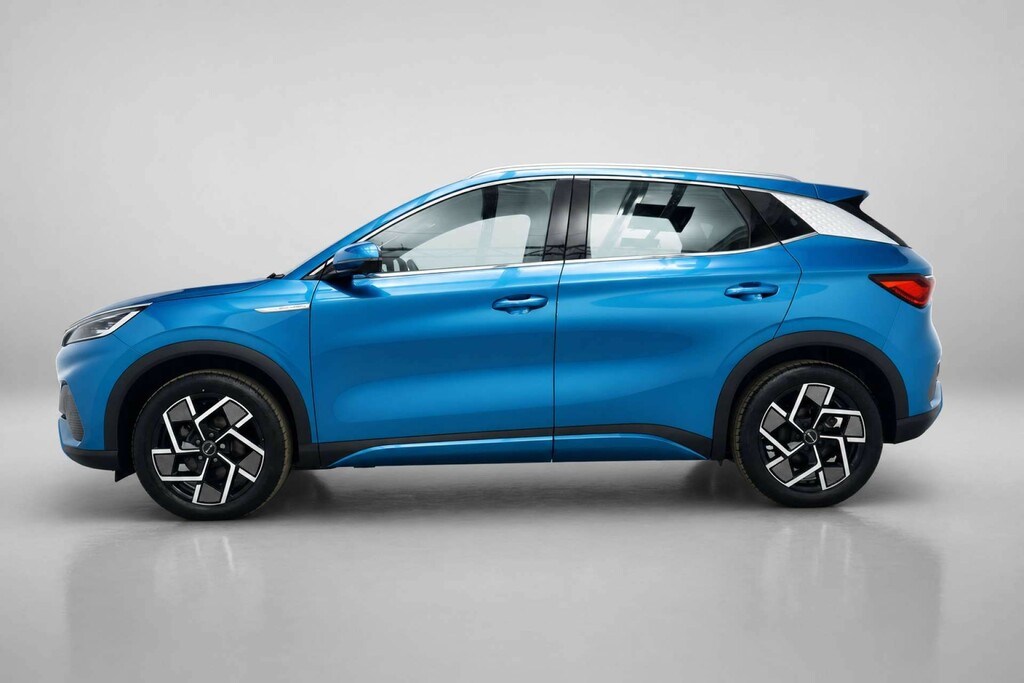 Byd Atto 3 60.48Kwh Design Suv 204 Ps Blue #4