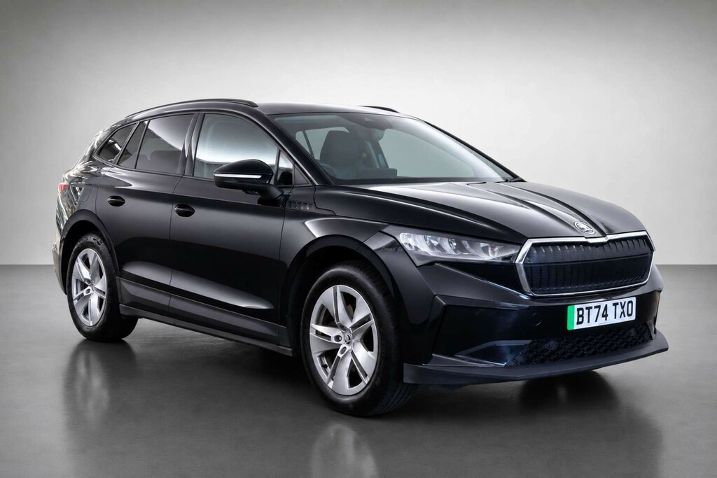 Skoda ENYAQ 55Kwh 50 Suv Dc145kw 170 Ps Black