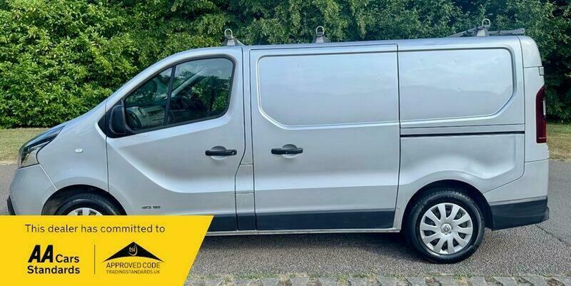 Renault Trafic Ll29 Dci Dropside No Vat White #9