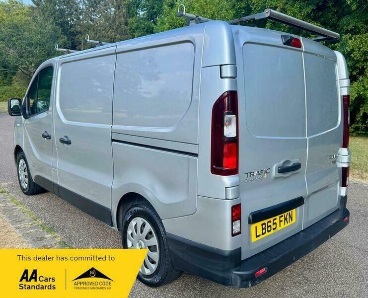 Renault Trafic Ll29 Dci Dropside No Vat White #8