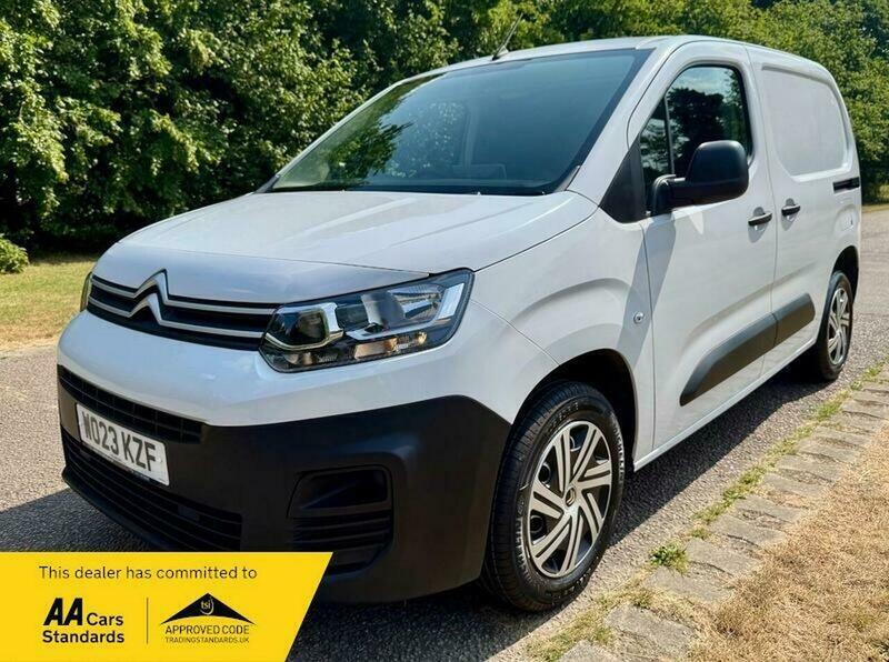 Citroen Berlingo Driver Edition Grey #10