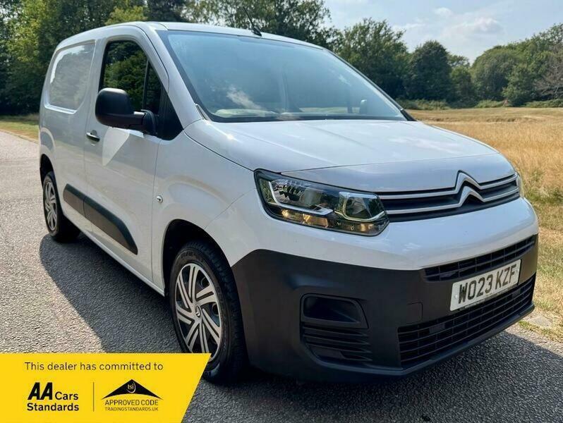 Citroen Berlingo 1.5 Bluehdi 1000 Enterprise White #4