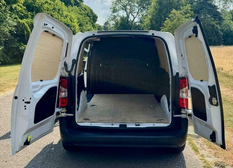 Citroen Berlingo Driver Edition Grey #24