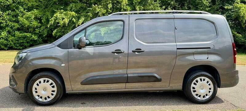 Vauxhall Combo 1.5 L2h1 2300 Le Nav Ss 101 Bhp 7In Satellite Nav Grey #12
