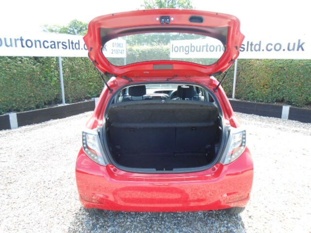 Toyota Yaris 1.5 Vvt-h Icon Hatchback Hybrid E-cvt E Purple #11