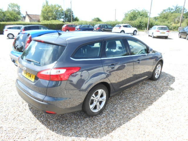 Ford Focus Estate 1.6 Tdci Zetec Euro 5 Ss 201161 Grey #2
