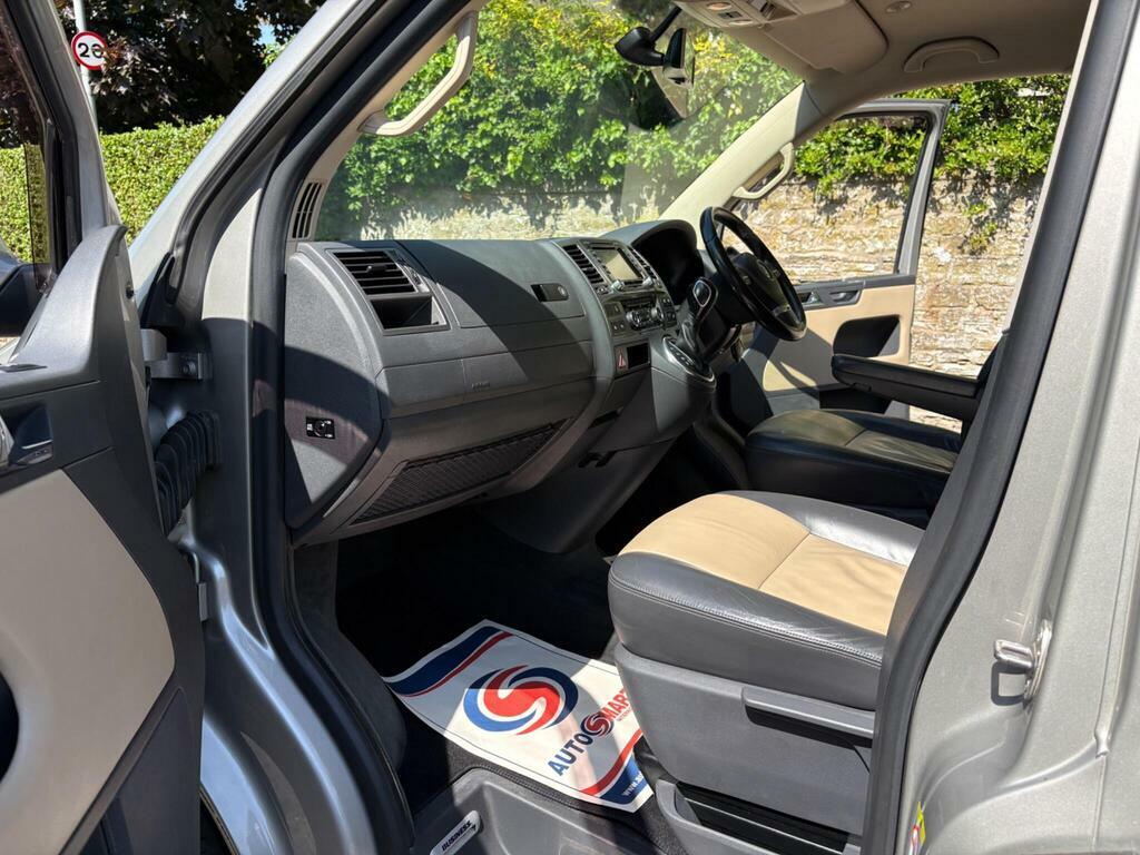 Volkswagen Caravelle Mpv Silver #31