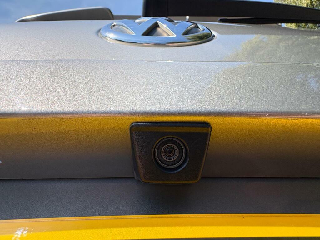 Volkswagen Caravelle Mpv Silver #70