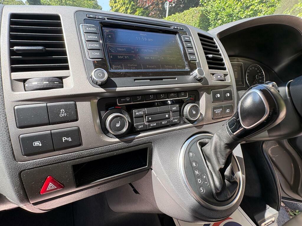 Volkswagen Caravelle Mpv Silver #46