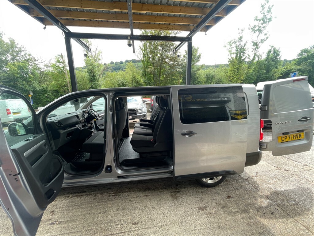 Vauxhall Vivaro 1.5 Turbo D 120Ps Edition M Estate Grey #11