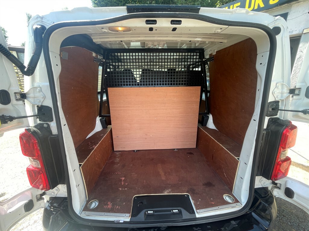 Peugeot Expert 1400 2.0 Bluehdi 120 Professional Van  #8