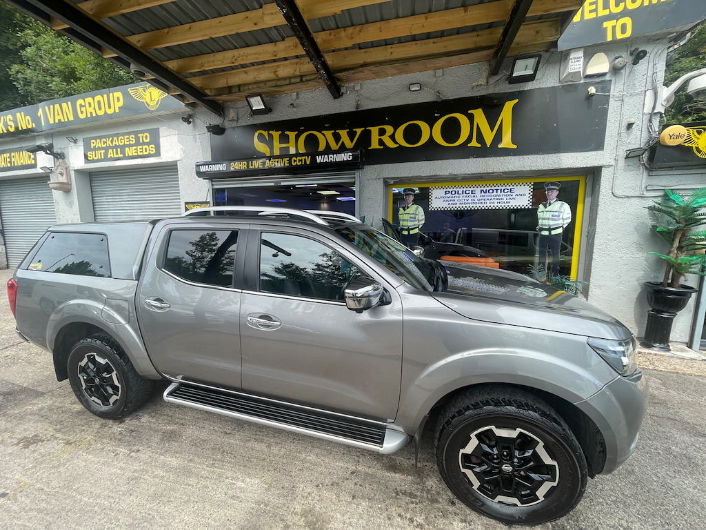 Nissan Navara Dci Tekna Shr Dcb Grey